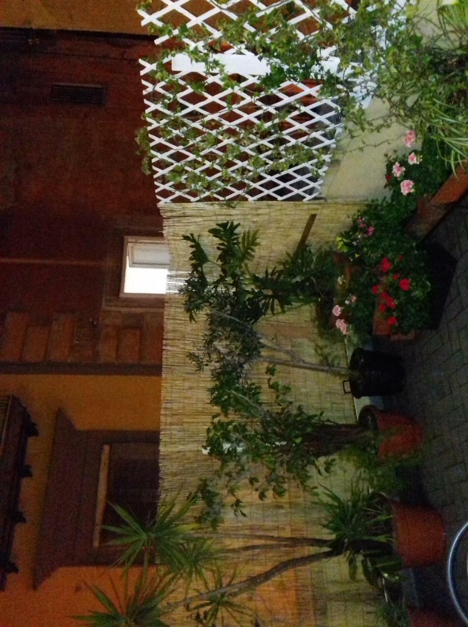 La Terrazza Di Dante Bed & Breakfast Naples Exterior photo
